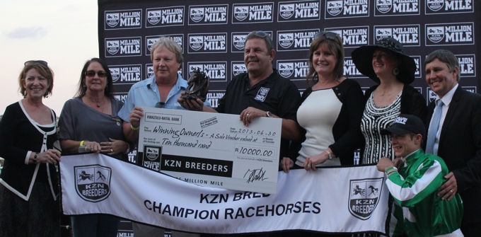 Summerhill Stud KZN Breeders 1600 for fillies and mares which saw a double for the owner and sponsors/breeders and trainer of the race! Ecstatic owner Brian Burnard and trainer Gavin Van Zyl achieved a first and second with Chili Pepper (Solskjaer) and Golden Dynasty (Mullins Bay). Image: Candiese Marnewick