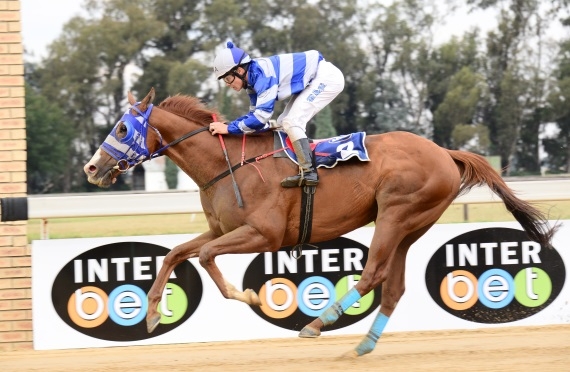 Uncle Tommy making an easy victory in the Listed Highveld Challenge. Image: sportingpost.co.za/JC Photos
