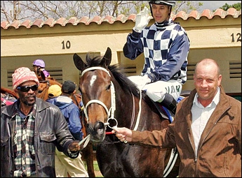 Caviar by Var(USA), winning yesterday at Scottsville by five lengths. Images: Gold Circle