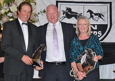 Warwick and Karin Render collecting the award for Kahal on behalf of Shadwell Stud. Kahal stands at their Bush Hill Stud. Image: Leigh Willson