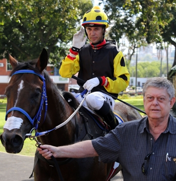Strategic's Pride lead in with breeder owner Jurie Snyman. Image: Gold Circle
