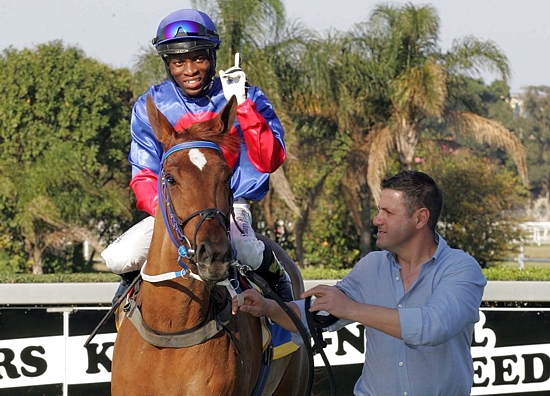 Enchanted Silk, by Kahal wins Spring Valley KZN Breeders 1900 for a stake of R200 000, owned by Chris Van Niekerk and trained by Sean Tarry. Image: Gold Circle