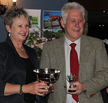 Winner of the 2014 KZN Breeders Dressage Challenge, Heather Cochrane, with KZN Breeders Chairman Koos De Klerk. Images: Candiese Marnewick